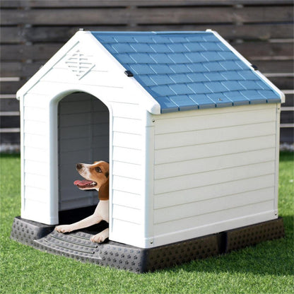 27" Plastic Dog House.  27"x25"x28" (LxWxH)