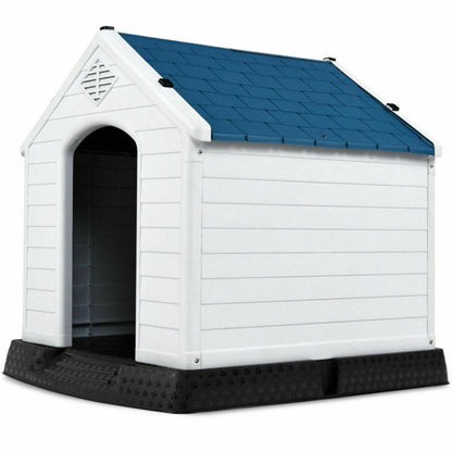 33.5" Plastic Dog House. 33.5"x30.5"x33" (LxWxH)