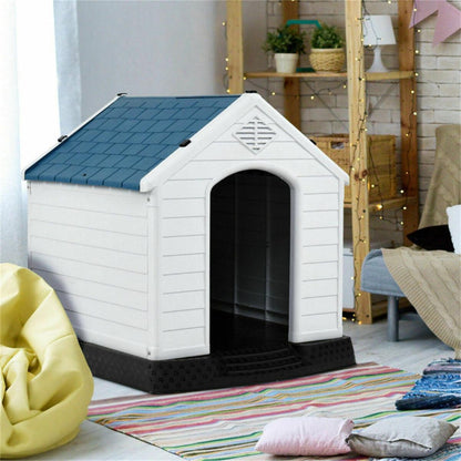 33.5" Plastic Dog House. 33.5"x30.5"x33" (LxWxH)